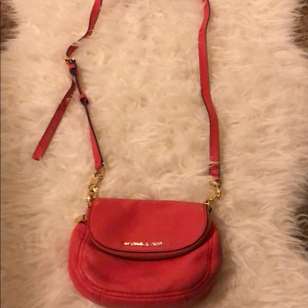 Michael Kors Jet Set Flap Crossbody - Picture 2 of 7